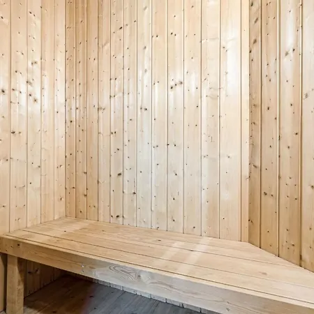 Frosina - 300m From The Sea By Interhome