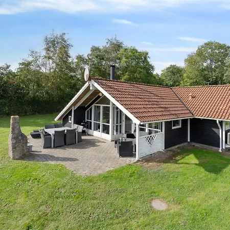 Frosina - 300m From The Sea By Interhome Holiday home Sarup