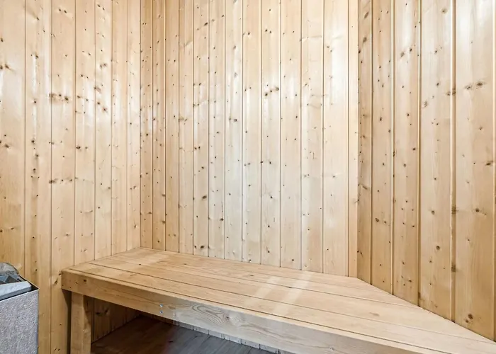 Frosina - 300m From The Sea By Interhome