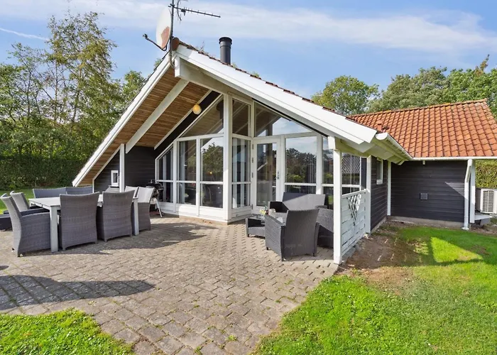 Prázdninový dům Frosina - 300m From The Sea By Interhome