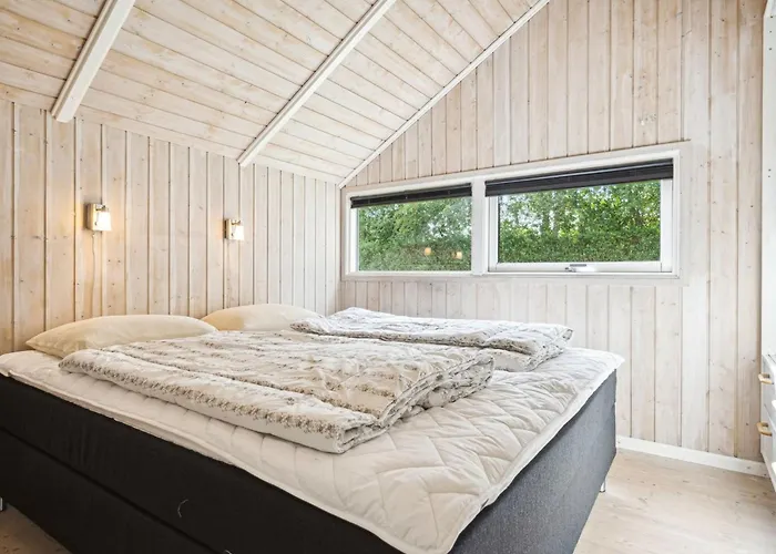 Holiday home Frosina - 300m From The Sea By Interhome *