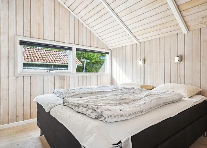 Prázdninový dům Frosina - 300m From The Sea By Interhome